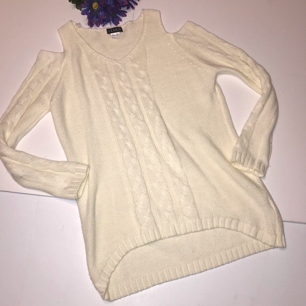 Venus cold shoulder sweater Size S